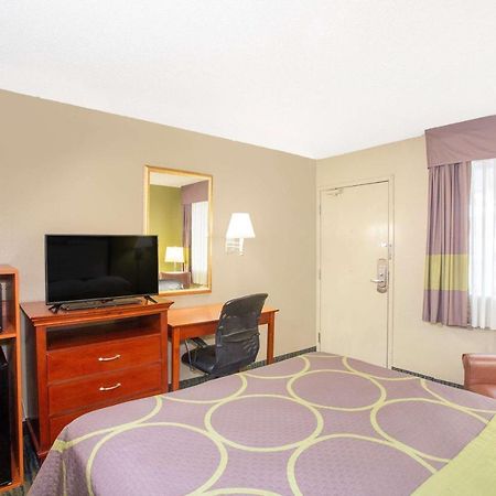 Super 8 By Wyndham Panama City Exterior foto